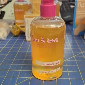 Love & Toast Mandarin Tea Shower Gel 10 fl oz New